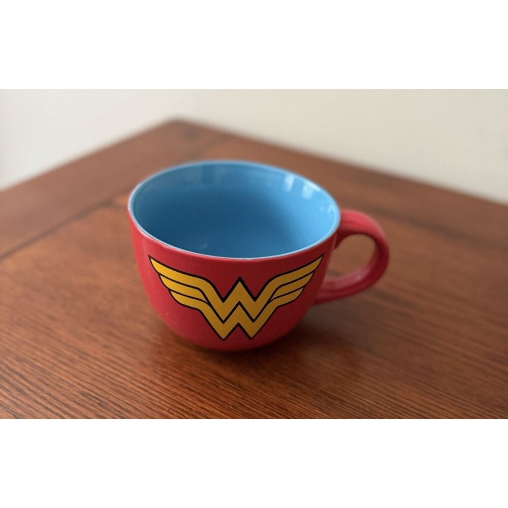 DC Wonder Woman Large 24 Oz Ceramic Coffee Mug/Cup Soup Bowl w/ WW Logo!